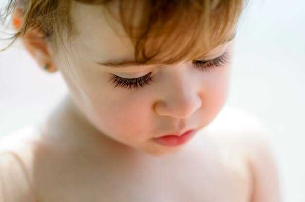 Почему происходит двоение в глазах у ребенка?